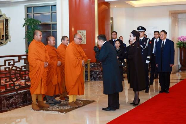 "ในหลวง-พระราชินี" เสด็จฯ กลับประเทศไทย หลังเยือนจีนอย่างเป็นทางการ